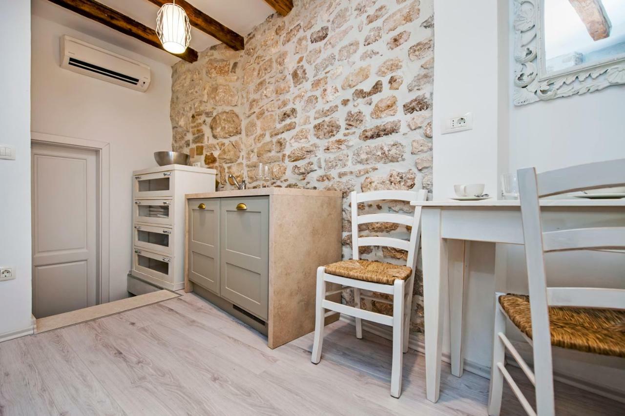 Apartment And Studio Ca' 3 Vie Rovinj Ngoại thất bức ảnh